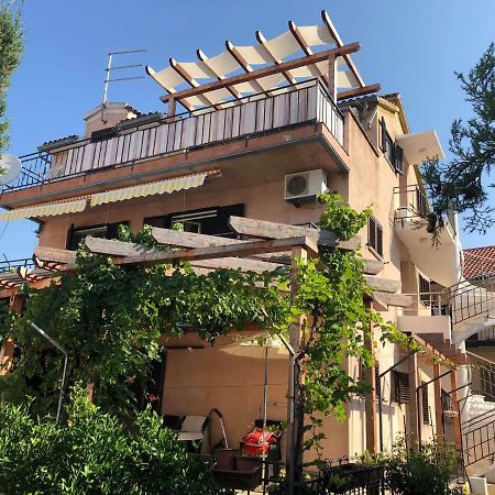 Apartments Anka I Kresimir Srima Exteriör bild