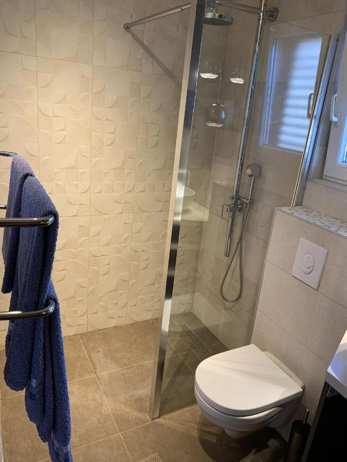 Apartments Anka I Kresimir Srima Exteriör bild