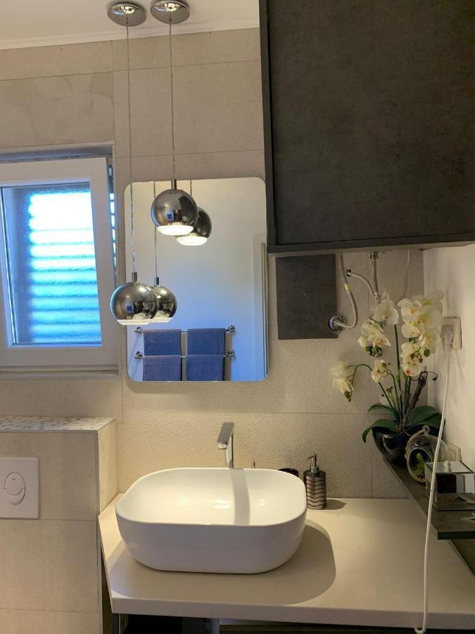 Apartments Anka I Kresimir Srima Exteriör bild