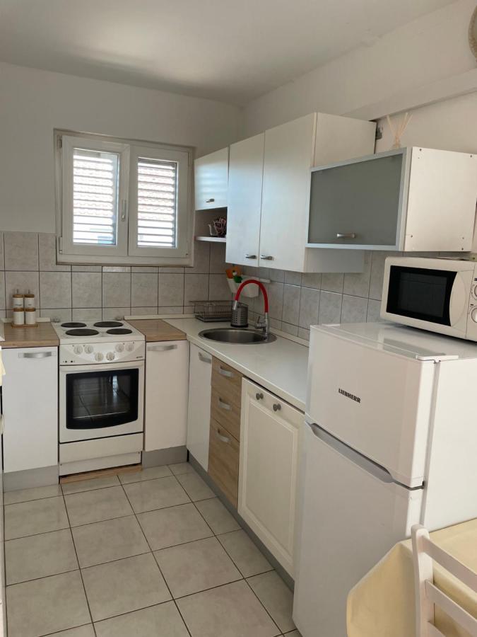 Apartments Anka I Kresimir Srima Exteriör bild
